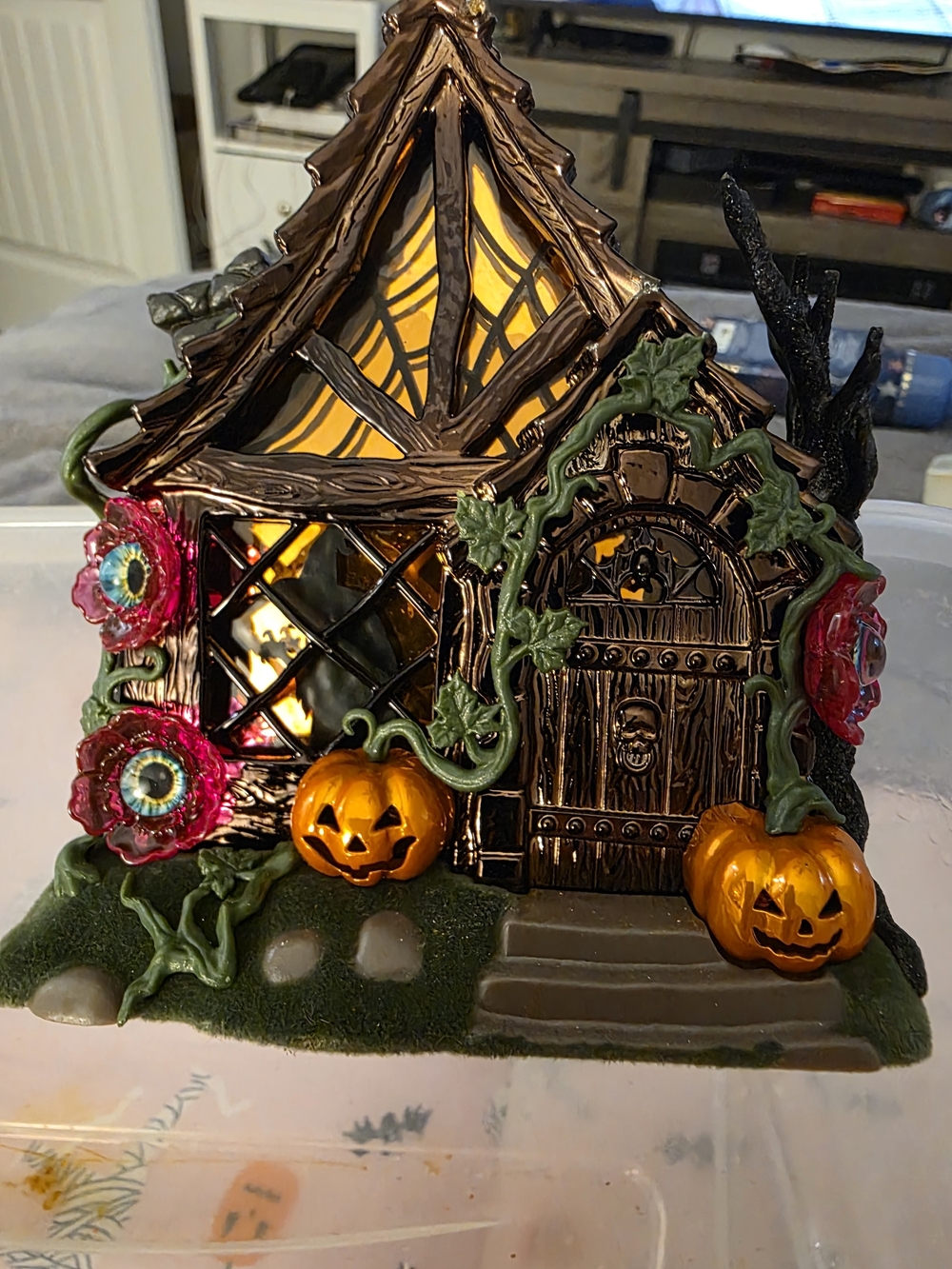 Walflower Plug In /Halloween Haunted House with Orange Pumpkins Light Up